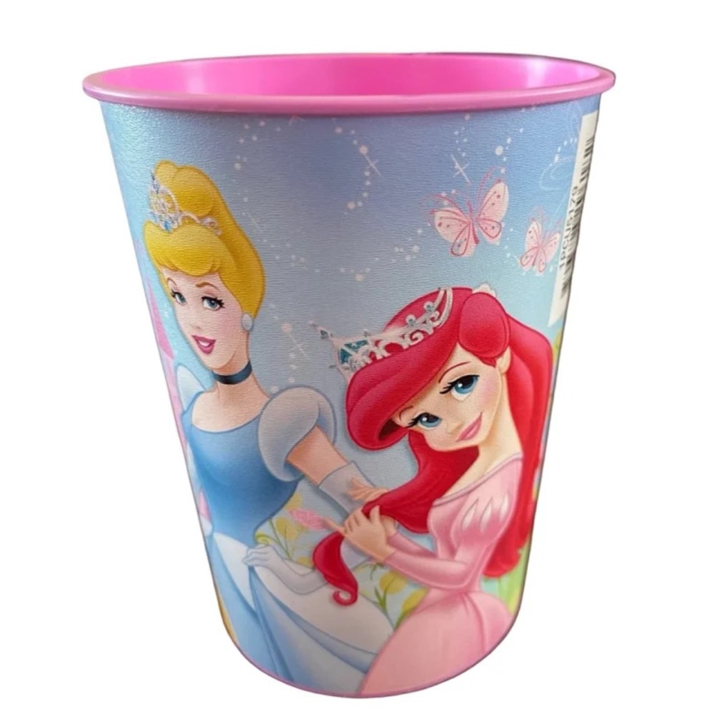 DISNEY Hallmark Party Princess Plastic Kids Cup New